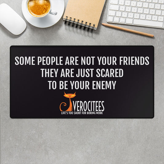 SCAREDY FRIENDS ACTUALITEES DESK MAT
